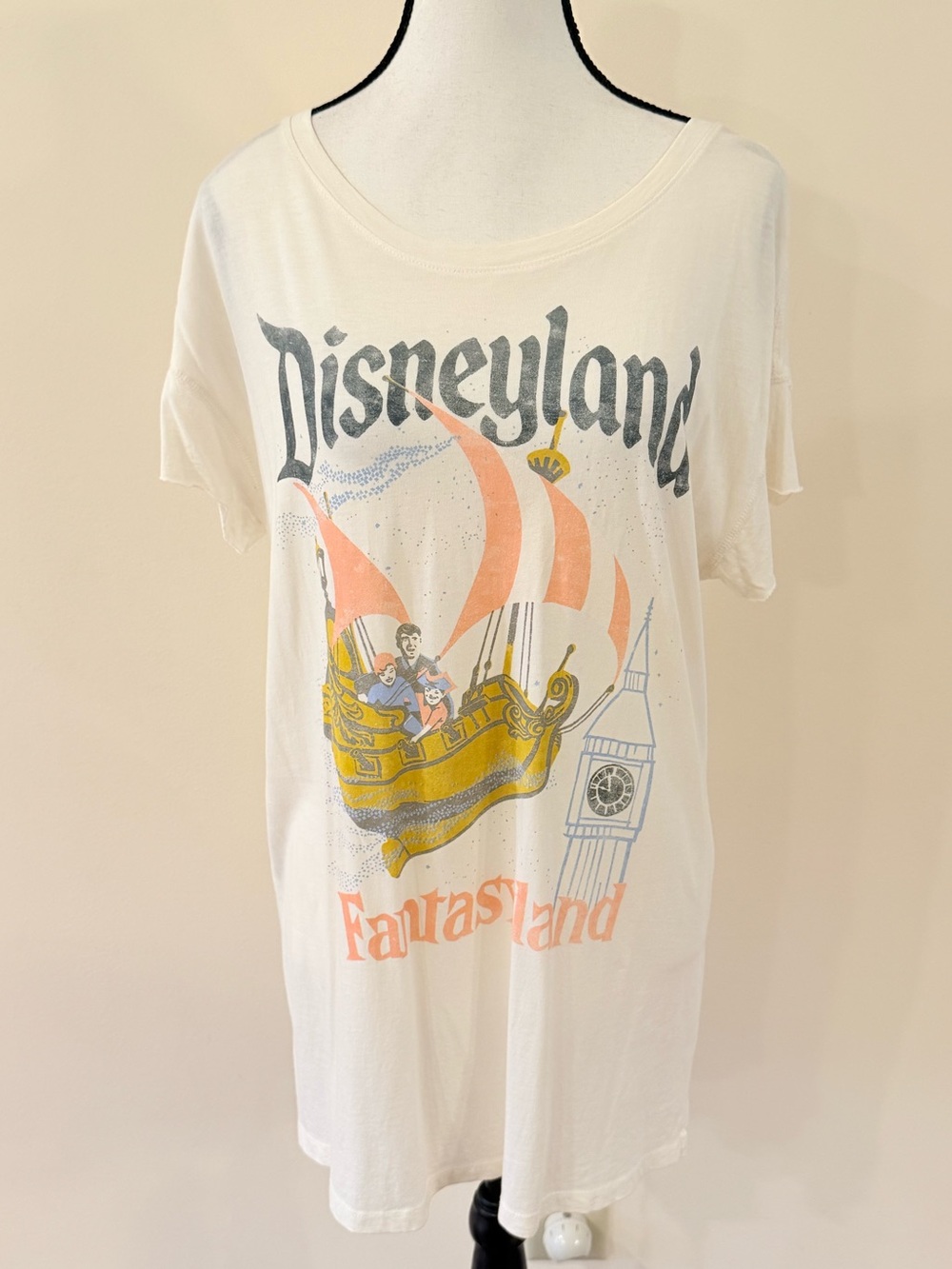 Disneyland Fantasyland Graphic Tee - size Med